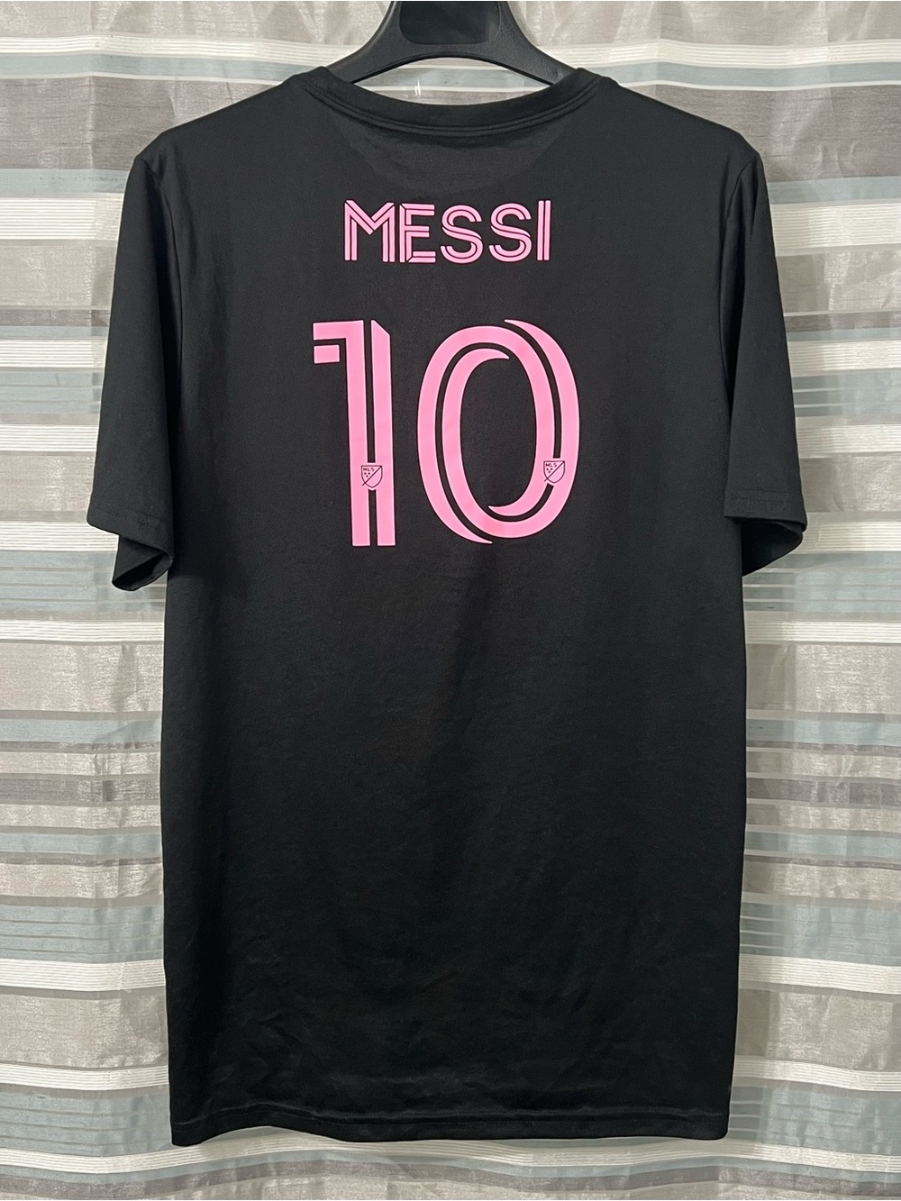 Adidas Youth Lionel Messi Inter Miami CF Fan Jersey Black and Pink Performance T - Picture 2 of 10